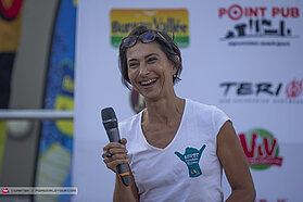 Stef makes her speach