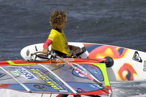 gc04_daida launching 4 ready for battle