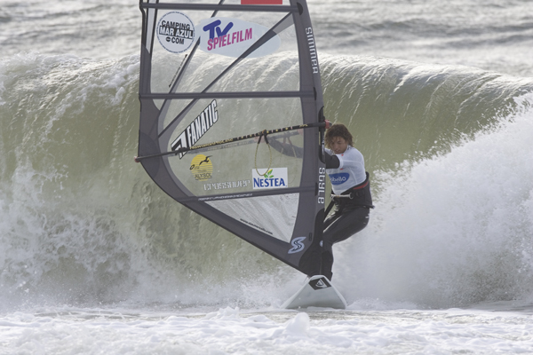 sylt04_victor shorebreak Fernandez
