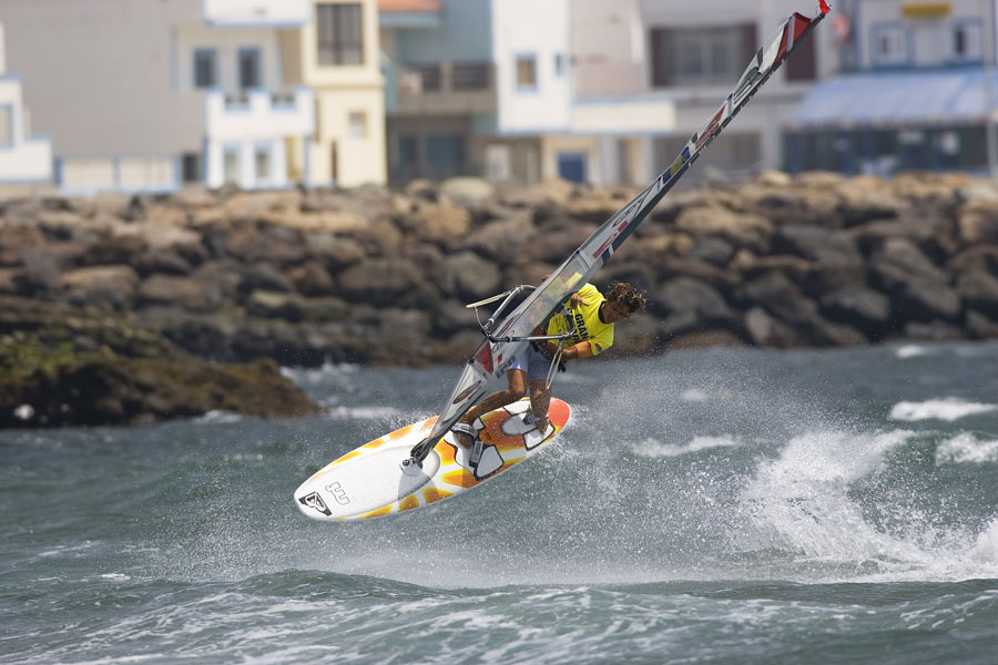 GC06 11 E64 014 E64 014