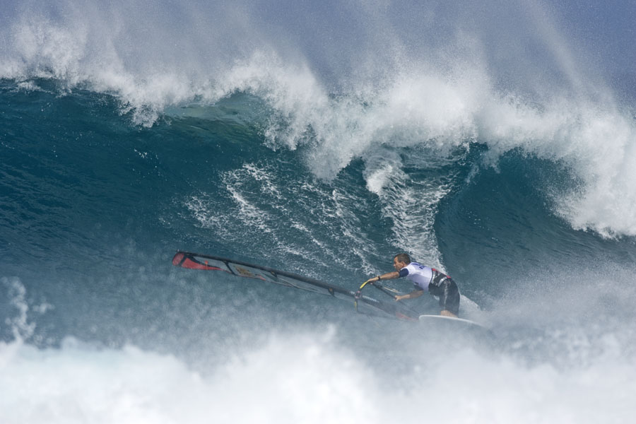 Josh Angulo Bottom Turns at Punto Preta CV1 CV1
