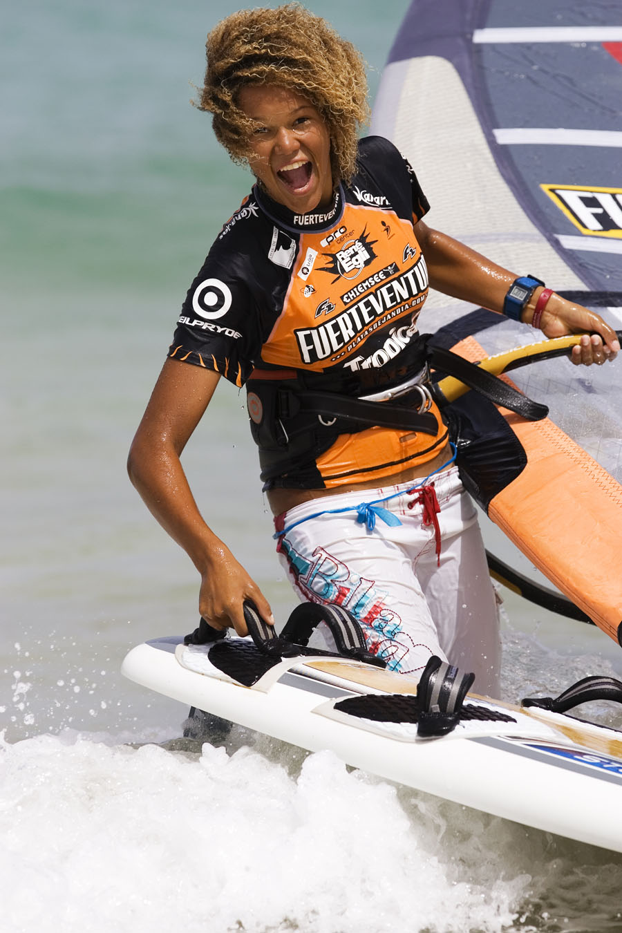 F07 ls Sarah Quita enjoying the slalom sensation Sarah Quita enjoying the slalom sensation