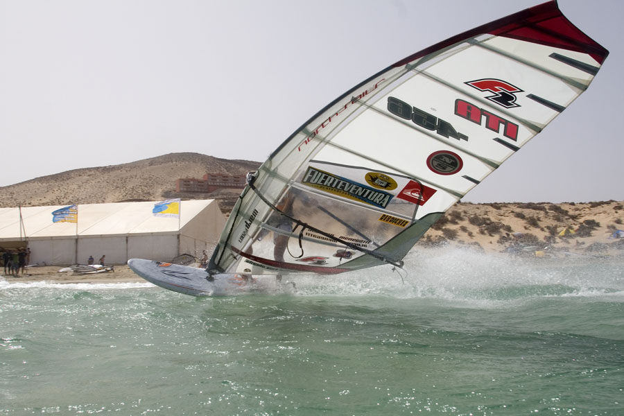 F07 sl Alberto Mengatti gybes Alberto Mengatti gybes