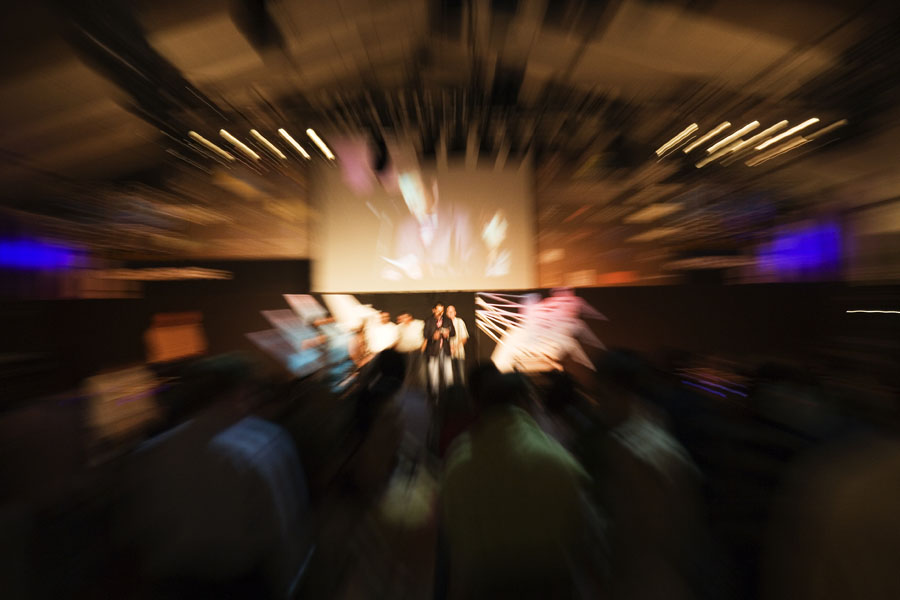 F07 ls Opening ceremony at the 5000m party tent Opening ceremony at the 5000m party tent