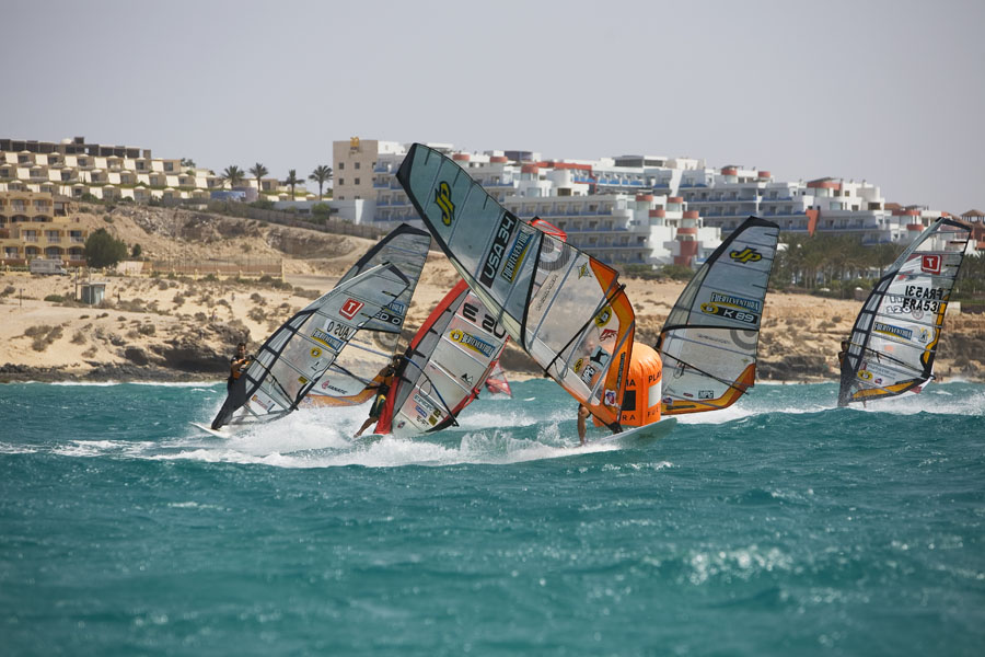 F07 sl race action Race action