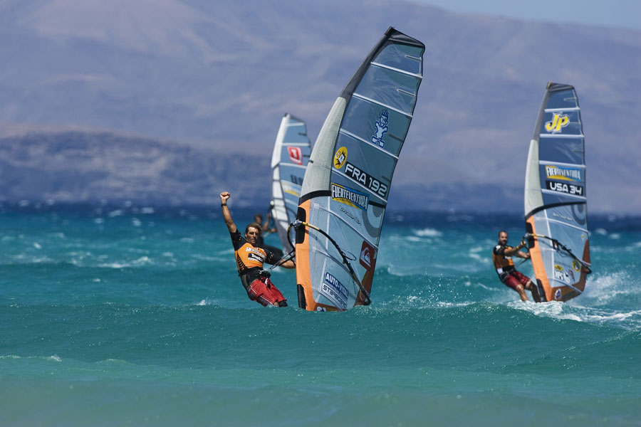 F07 sl Another win for Albeau race nine! Another win for Albeau race nine!