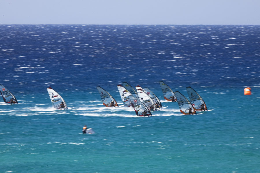 F07 sl Gun run for the first mark Gun run for the first mark