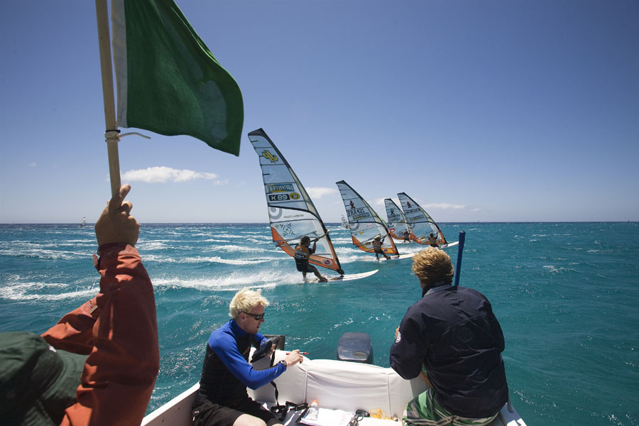 F07 sl Race 8 semi final start Race 8 semi final start