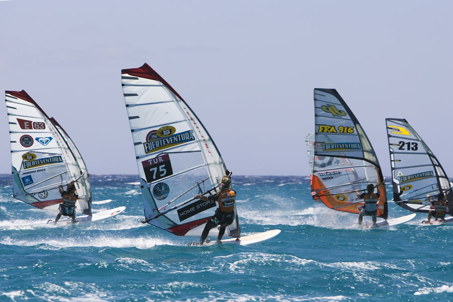 F07 sl Women's start Women's start