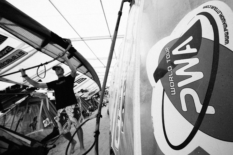 F07 ls The shows over for Kevin Pritchard The shows over for Kevin Pritchard