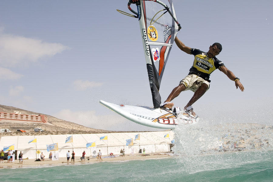 F07 fs Tonky Frans in the groove Tonky Frans in the groove