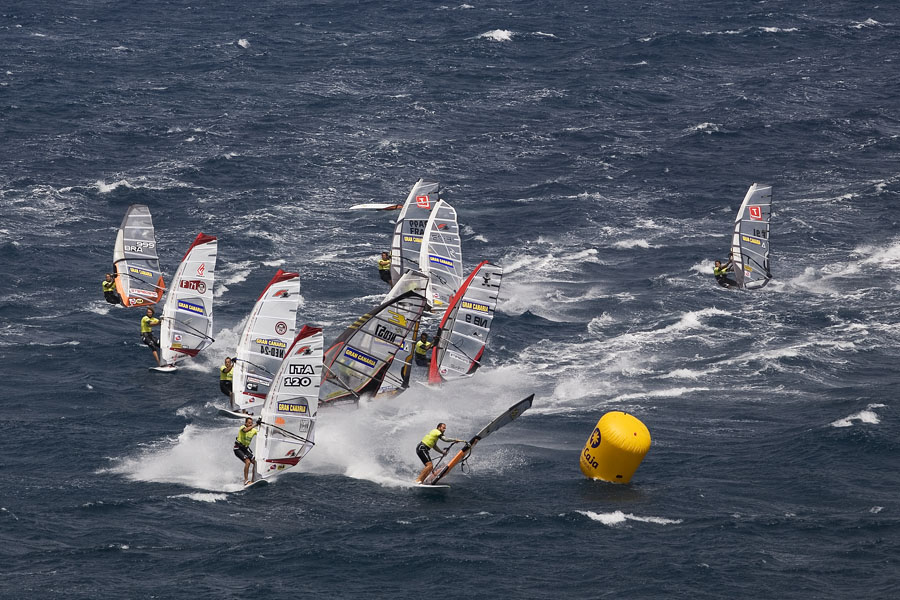 GC07 sl Micah Buzianis in the lead Micah Buzianis in the lead