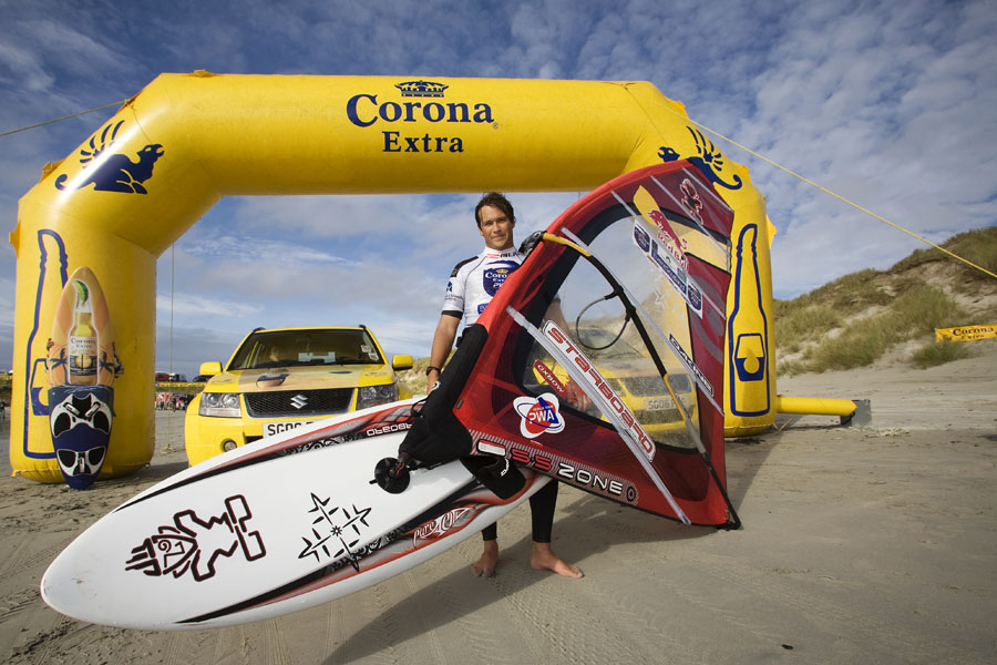 Levi Siver  heads out through the Corona archway