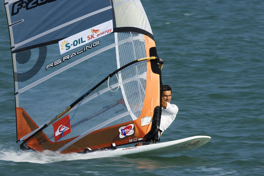 K08 ls Robert Teriitehau Robert Teriitehau