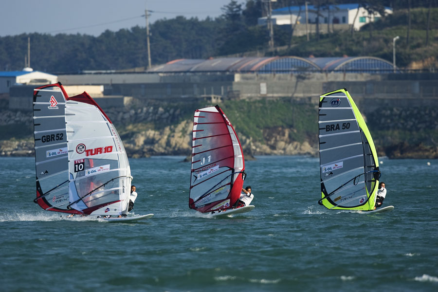 K08 sl Race action Race action