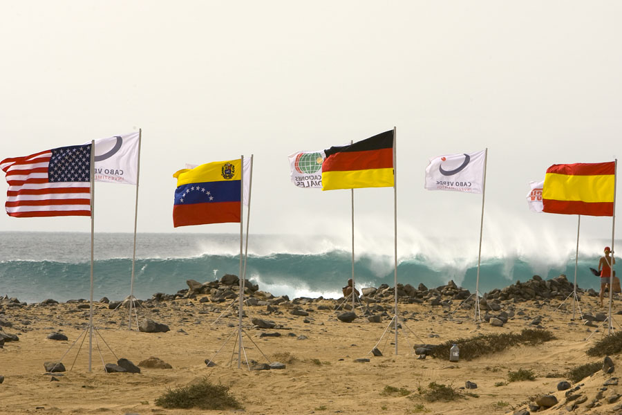 CV08 wv The swell is building here in Ponta Preta The swell is building here in Ponta Preta