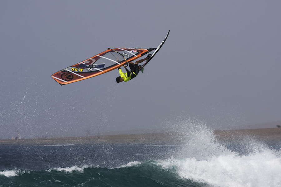 Cv08 wv Alex Mussolini Alex Mussolini