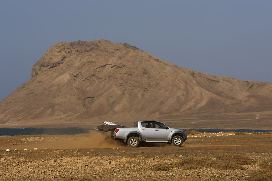 CV08 ls Kai Katchadourian heads to Little Hookipa Kai Katchadourian heads to Little Hookipa