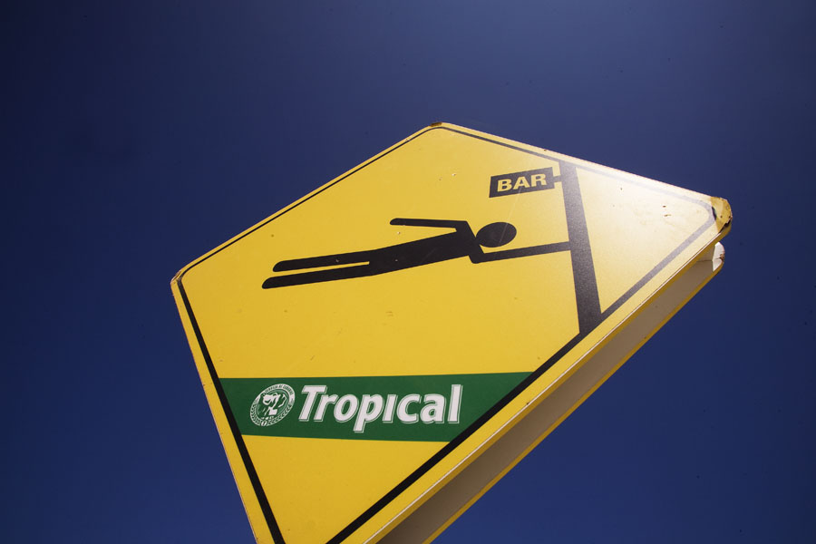 F08 fs It's party time tonight It's party time tonight