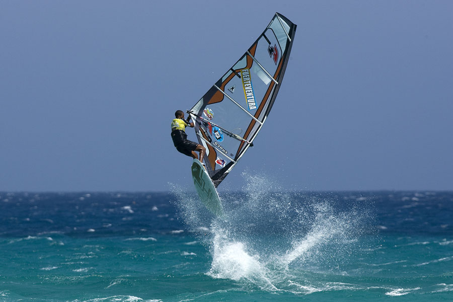 F08 fs Tonky Frans Tonky Frans