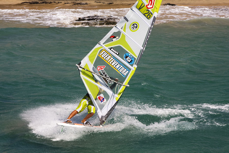 F08 fs Yolinda takes 4th Yolinda takes 4th