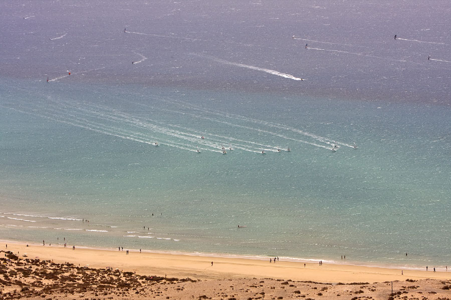 F08 sl First reach action First reach action