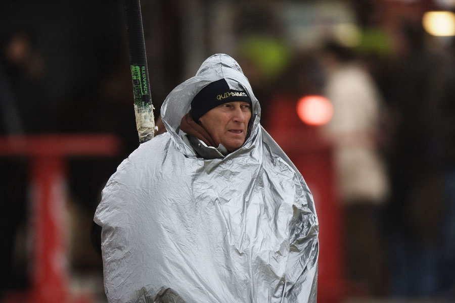 S09 ls Braving the elements Braving the elements