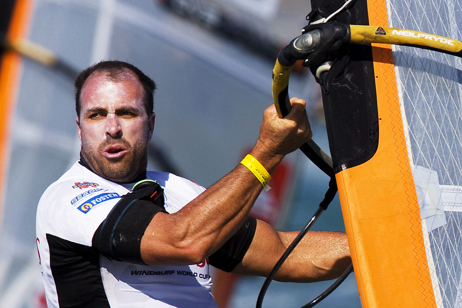 T09 ls Micah takes a bullet Micah takes a bullet