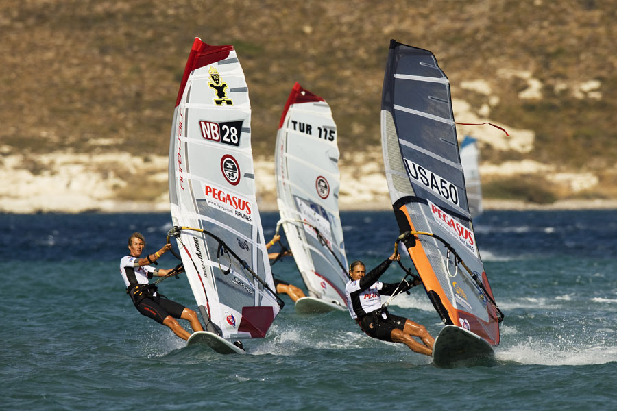 T09 sl Beth Winkler and Monique Meijer Beth Winkler and Monique Meijer