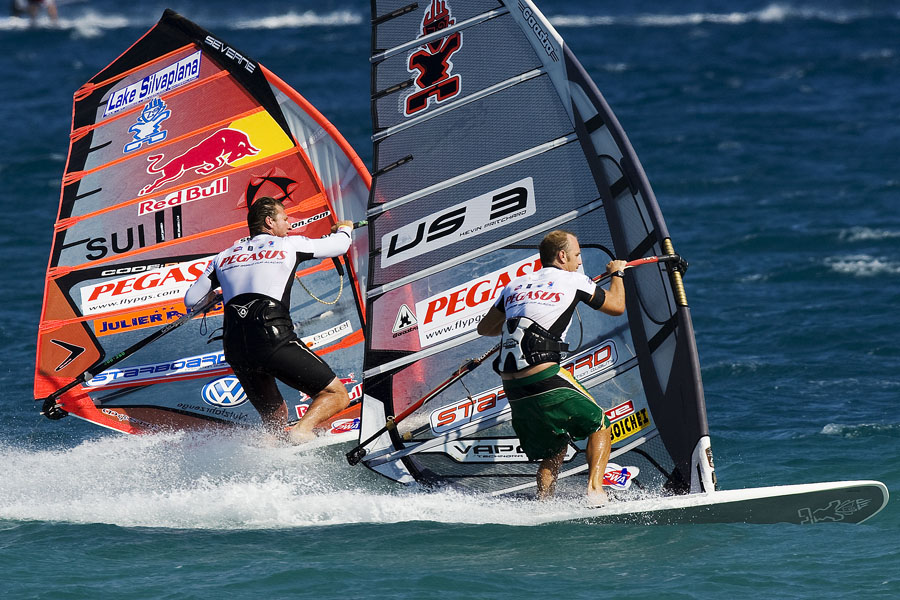 T09 sl Pritchard and Dunkerbeck at mark one Pritchard and Dunkerbeck at mark one