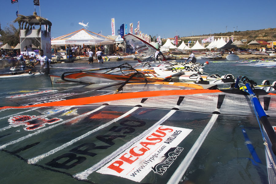 T09 ls A full house in Alacati A full house in Alacati