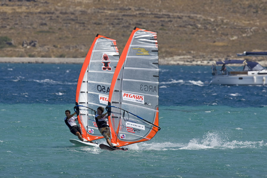 T09 sl Costa Hoevel and Browne cruise in Costa Hoevel and Browne cruise in