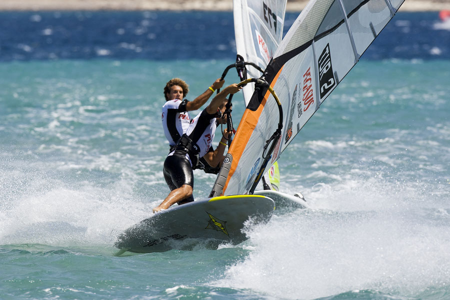 T09 sl Enes Yilmazer Enes Yilmazer