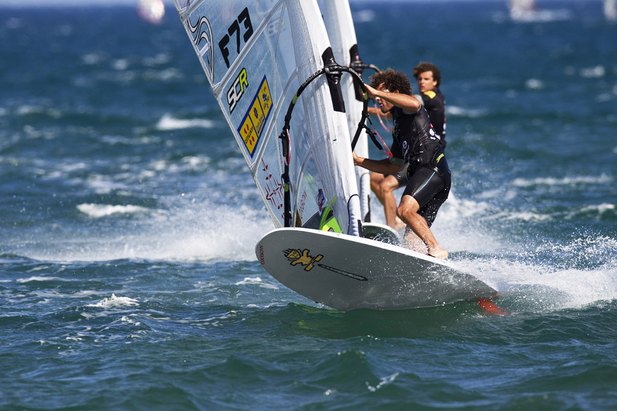 CB10 sl Moussilmani's attack the mark Moussilmani's attack the mark