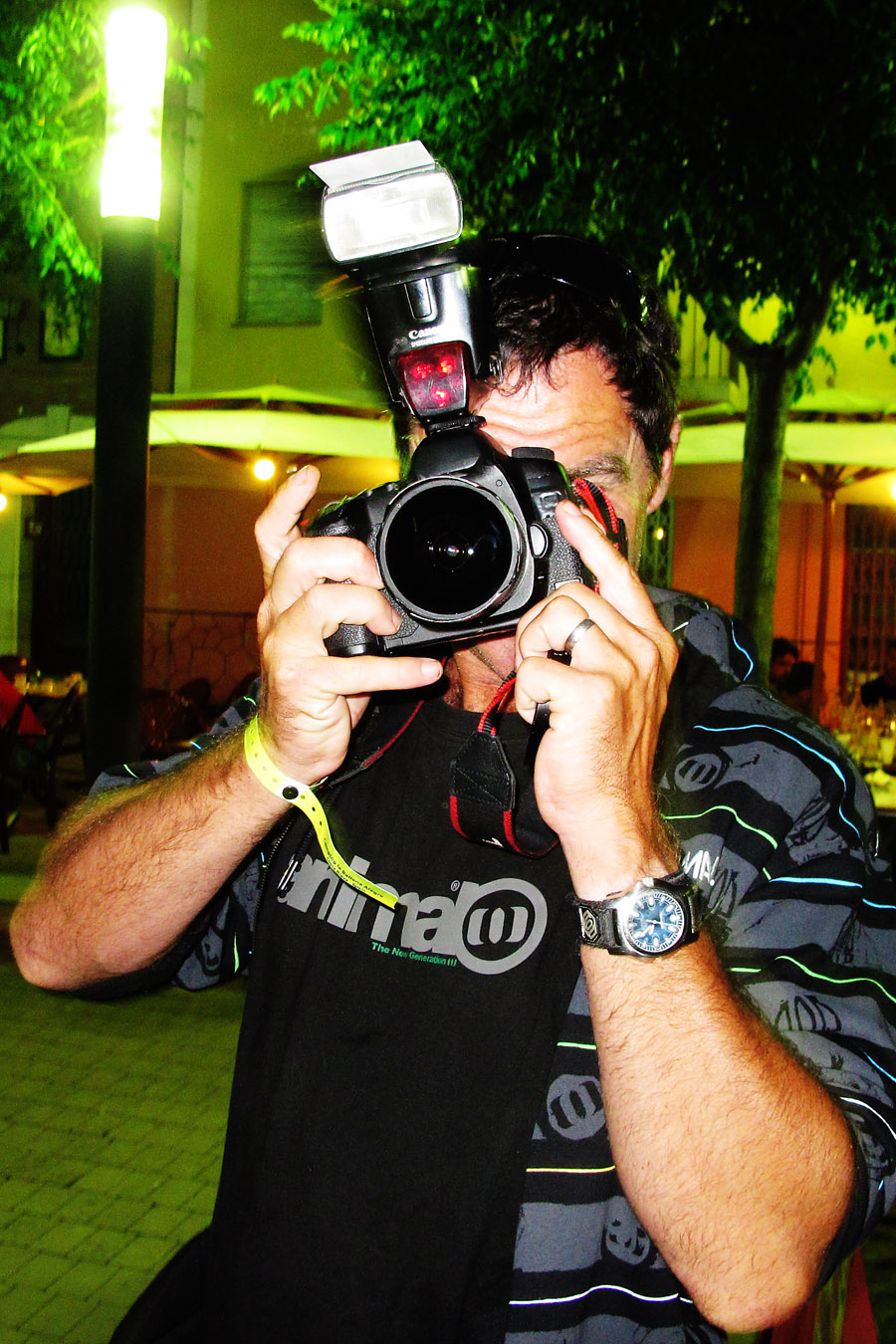 CB10_ls Carter caught on camera 49