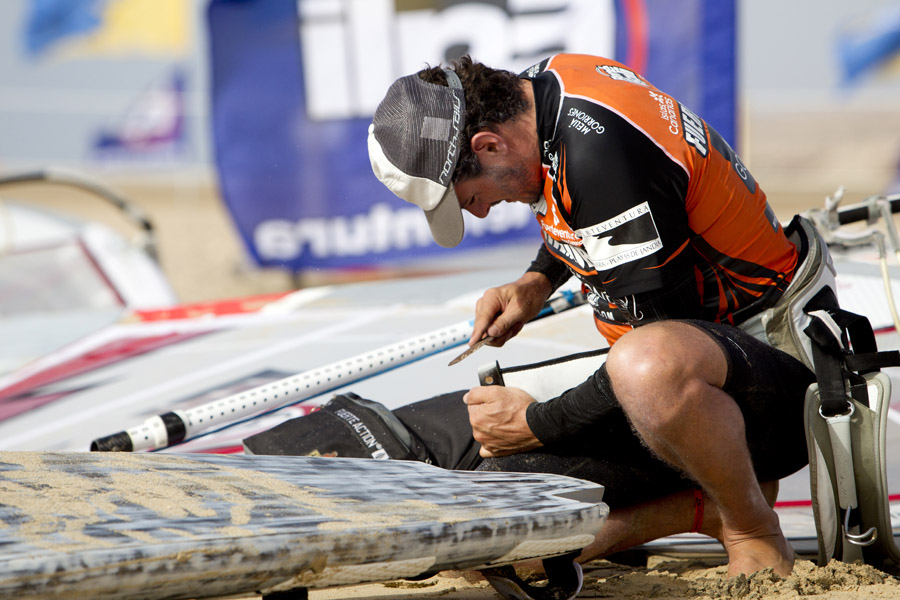 F10 ls Patrik prepares Patrik prepares