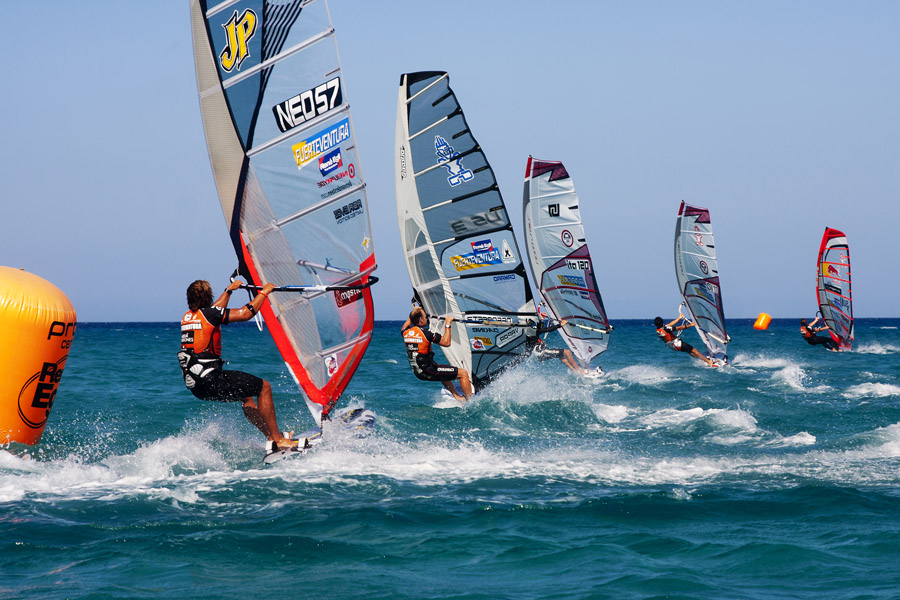 F10 sl Headed for the second mark Headed for the second mark