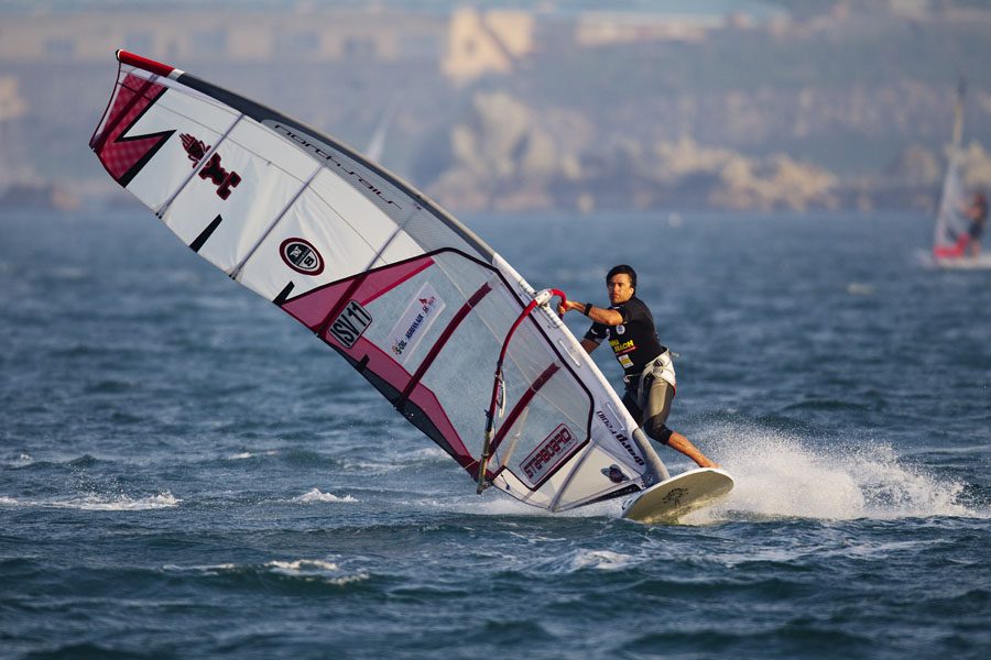 K10 sl Diaz at the mark Diaz at the mark