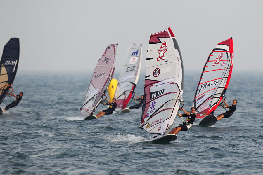 K10 sl Alice Arutkin leads the pack Alice Arutkin leads the pack