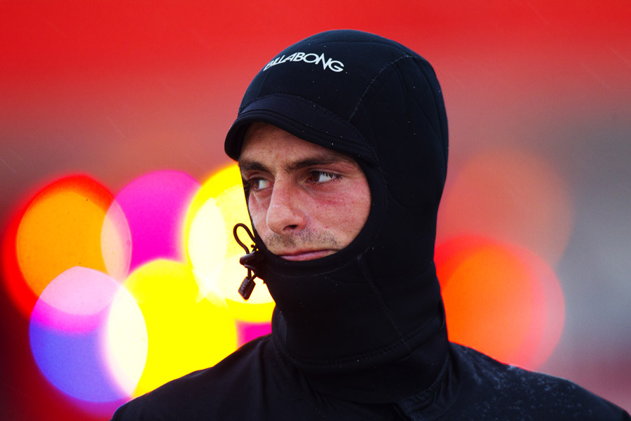 S10 ls Nicola Spadea keeps warm Nicola Spadea keeps warm