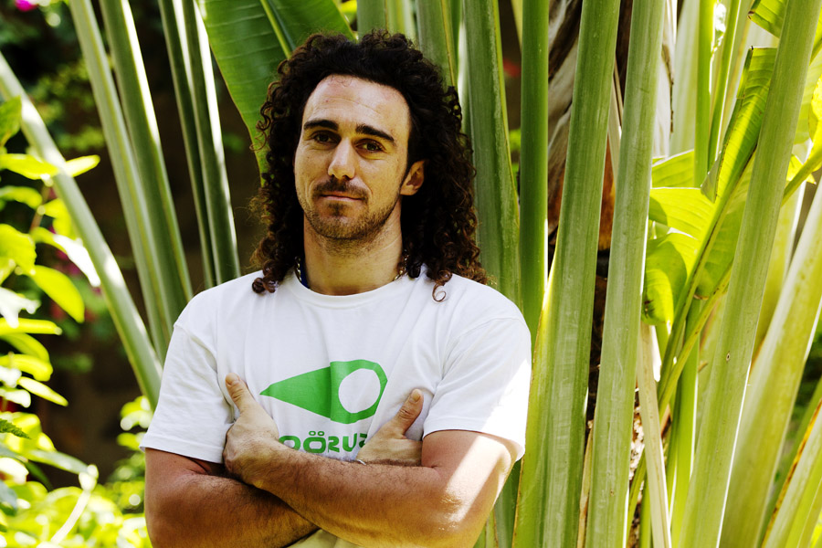 V11 ls Nicolas Akgazciyan Nicolas Akgazciyan