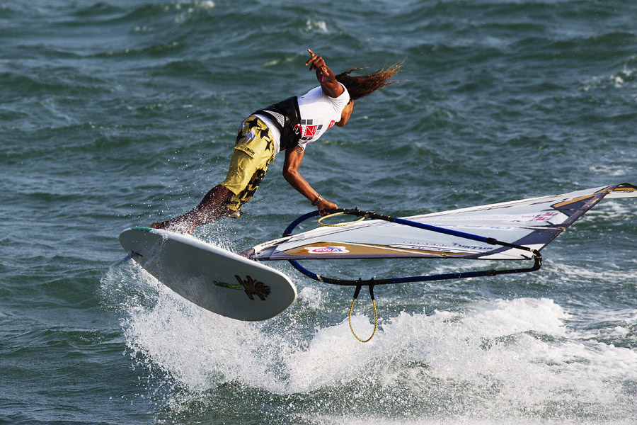 V11 fs High impact action in the final High impact action in the final