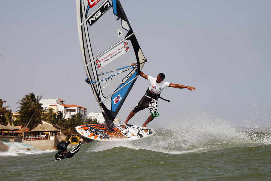 V11 fs Tonky Frans Tonky Frans