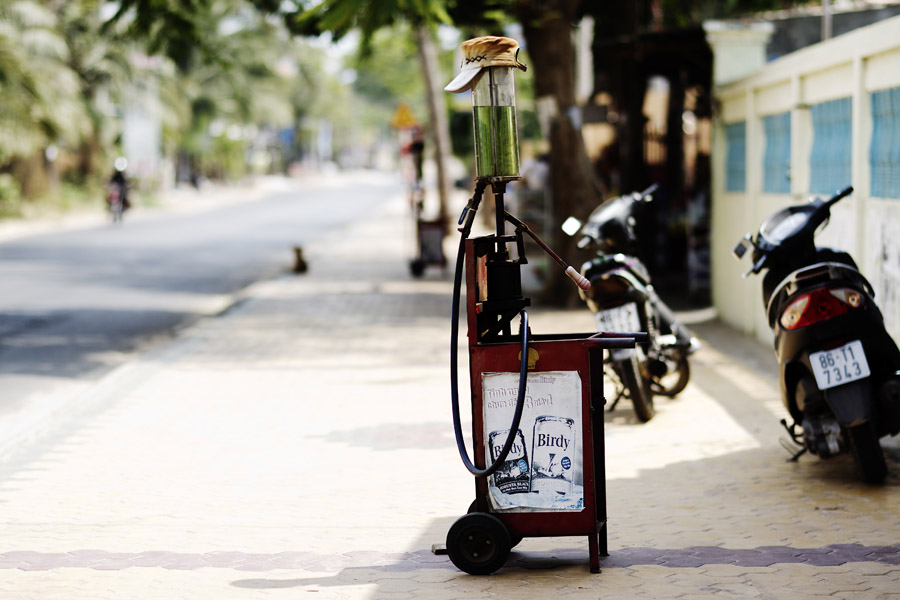 V11 ls Fuel stop Fuel stop