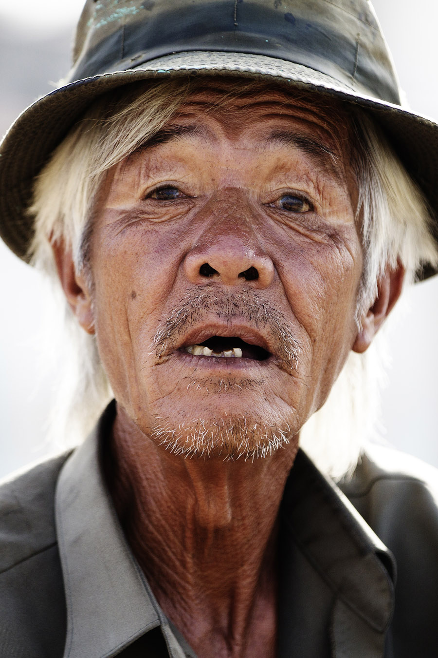 V11 ls Local faces Local faces