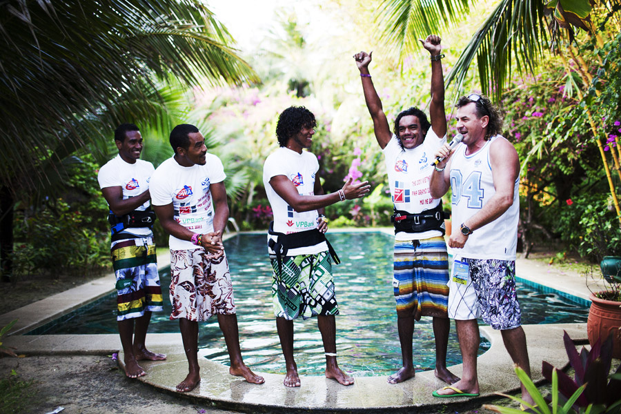 V11 ls Kiri takes the first single Kiri takes the first single