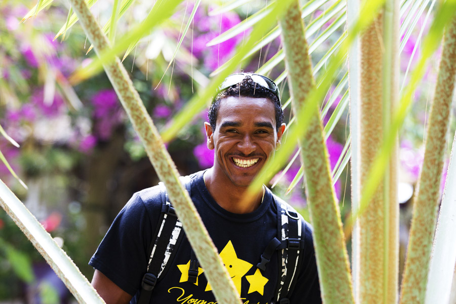 V11 ls Taty Frans smiling all the way Taty Frans smiling all the way