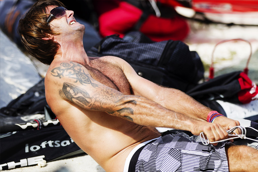 A11 ls Williams uses his muscle Williams uses his muscle