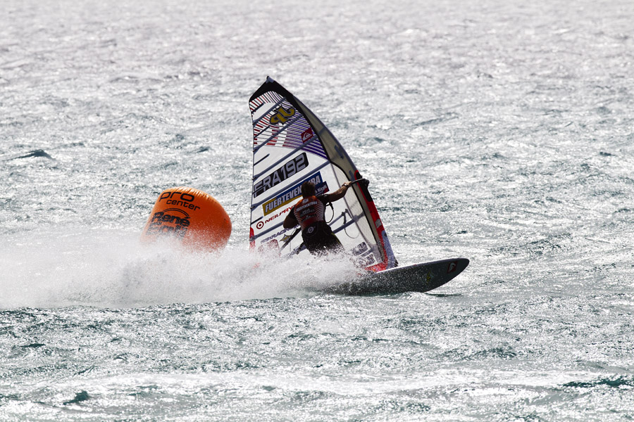 F11 sl Antoine Albeau at the mark Antoine Albeau at the mark