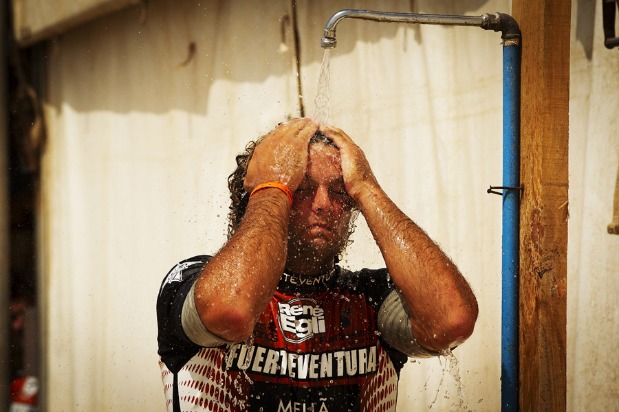 f11 ls Moussilmani cools down Moussilmani cools down